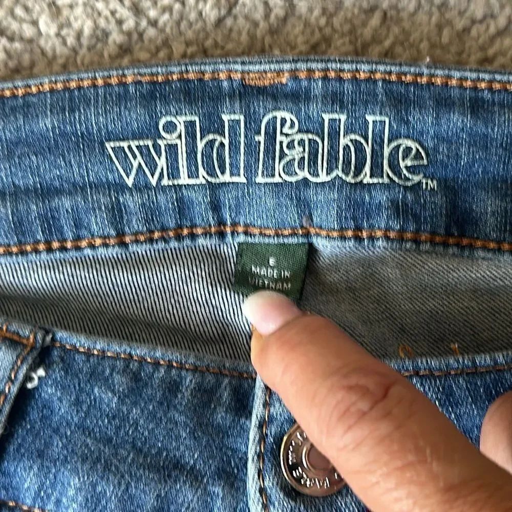 Wild Fable Distressed Jeans - Picture 5 of 12